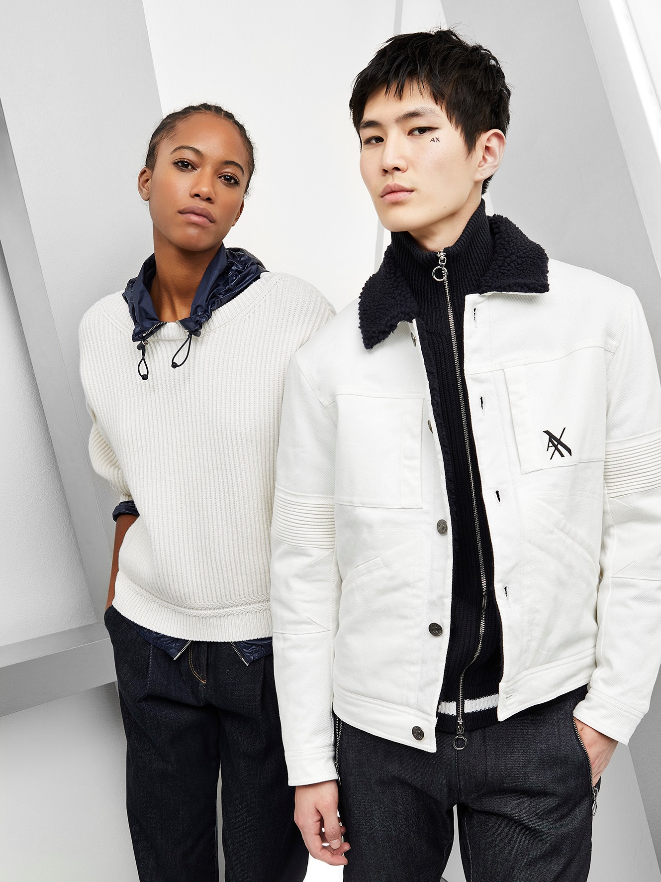 Armani Exchange hướng đến thế hệ trẻ với những thiết kế tinh tế, sáng tạo tinh giản