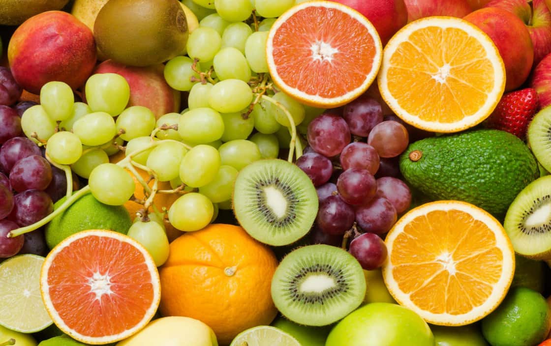 Các loại trái cây và rau quả có hàm lượng nước cao giúp cung cấp nước rất tốt